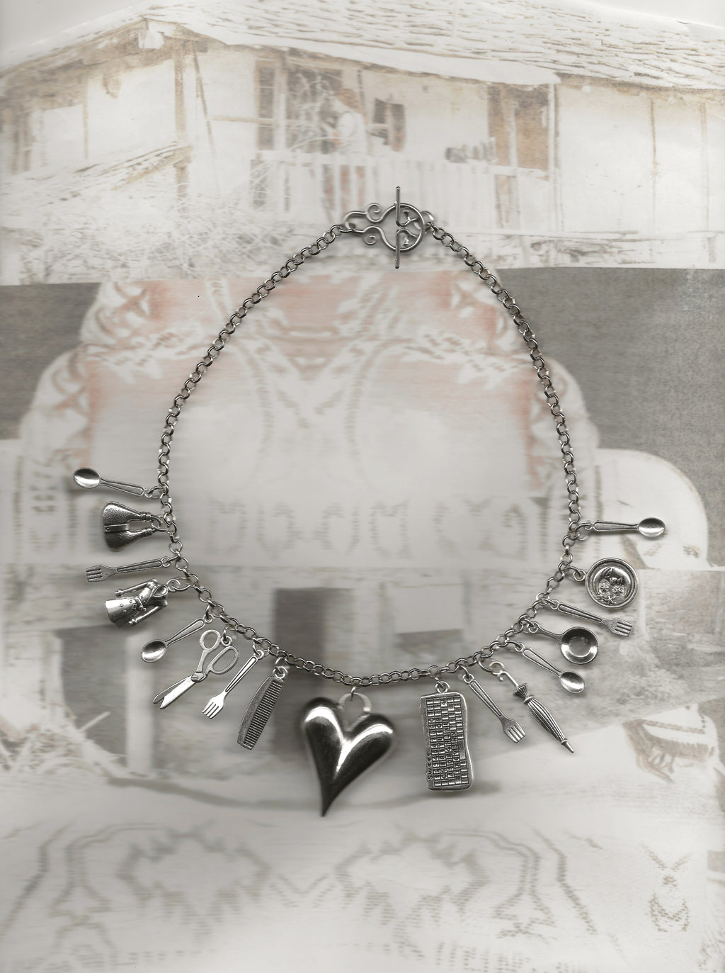'Heart Dust' necklace