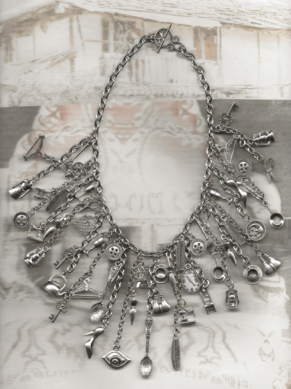 'Echoes' necklace