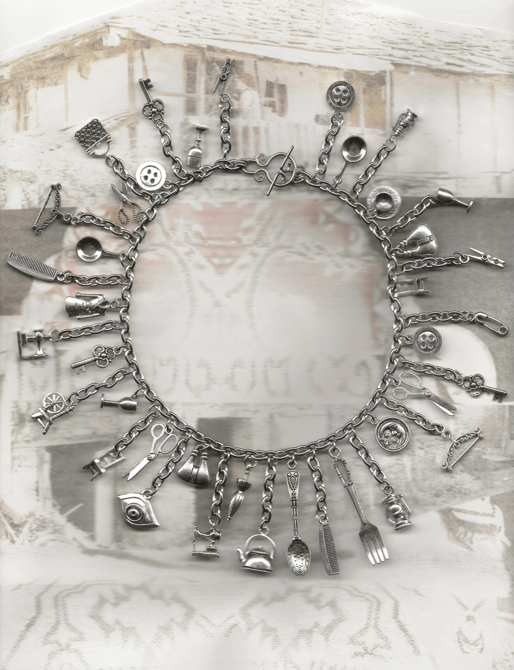 'Traces' necklace