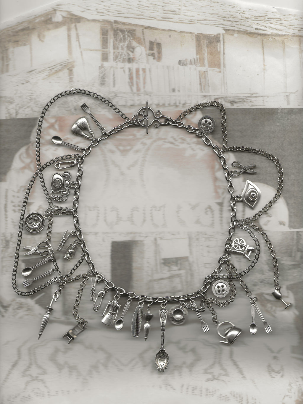 'Vestige' necklace
