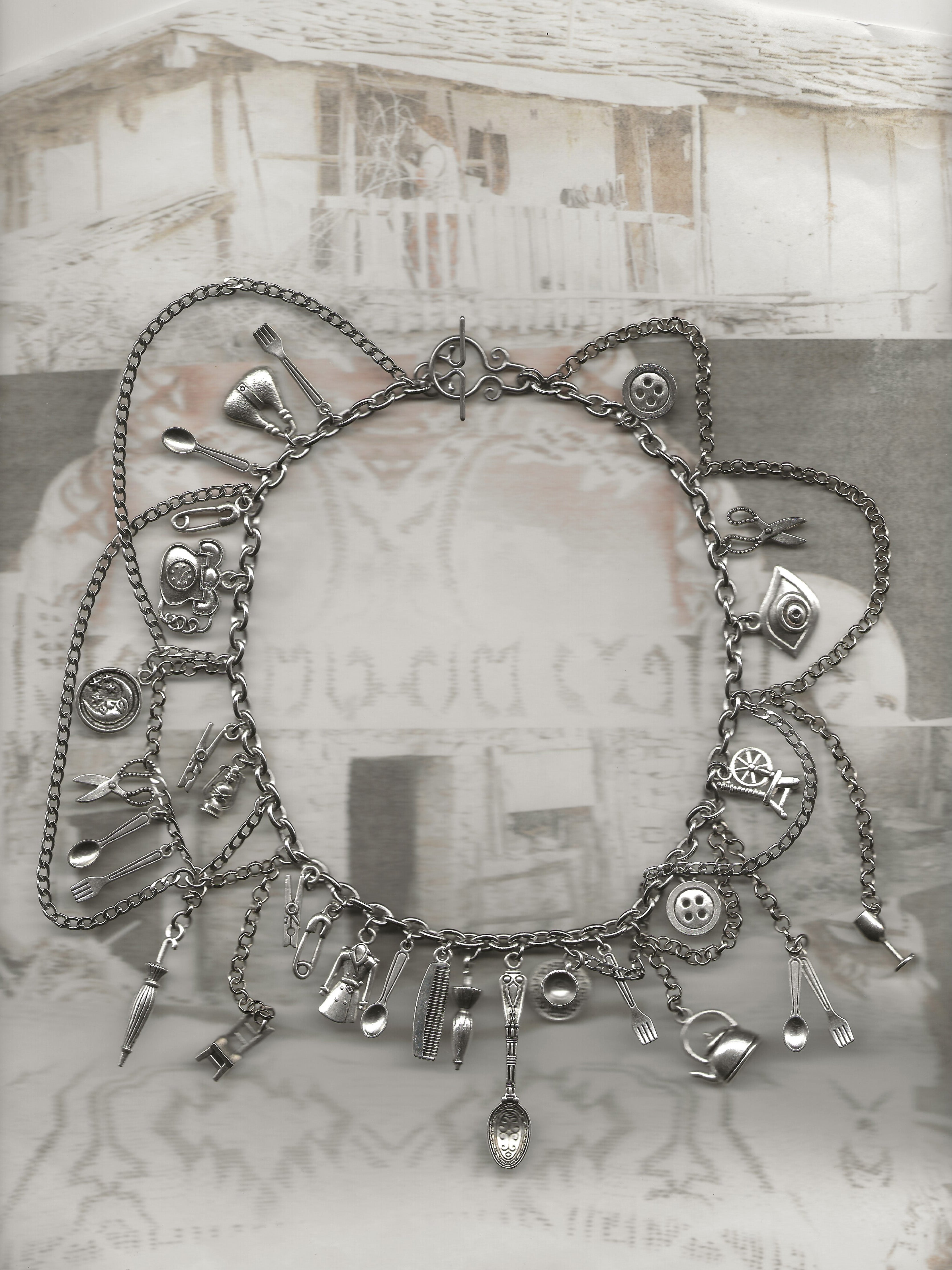 'Vestige' necklace